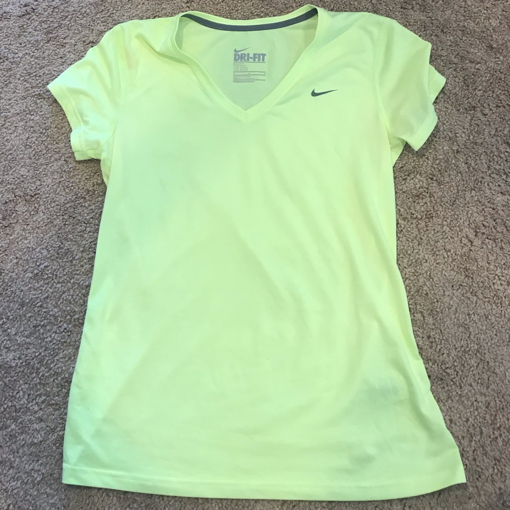 EUC dry fit T-shirt